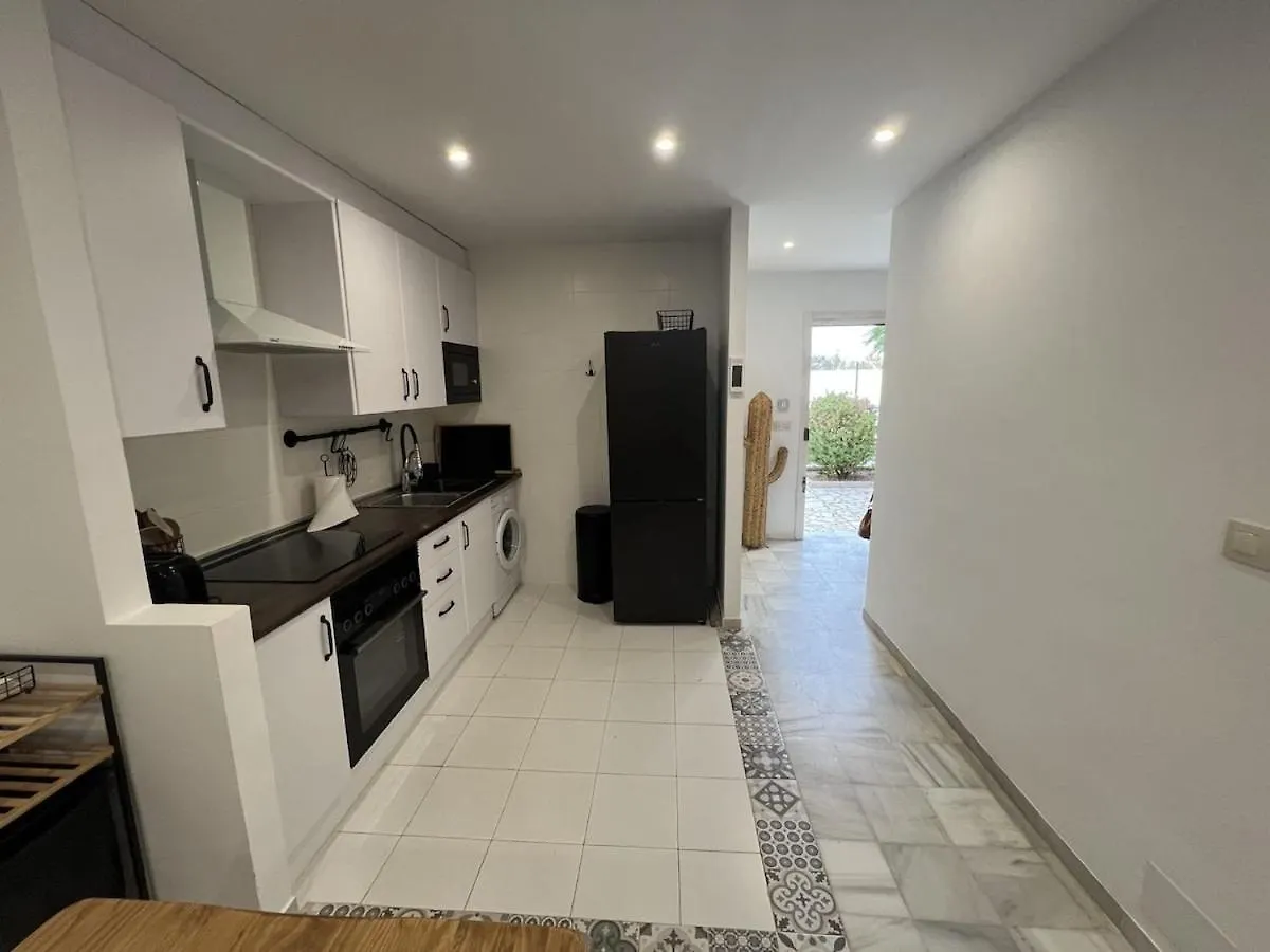 Moderno Duplex Coastal Style Apartment Playas de Vera