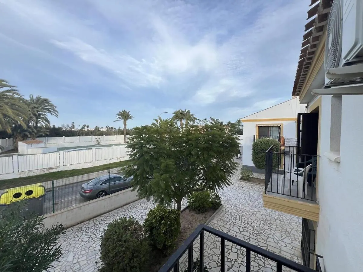 Moderno Duplex Coastal Style Apartment Playas de Vera