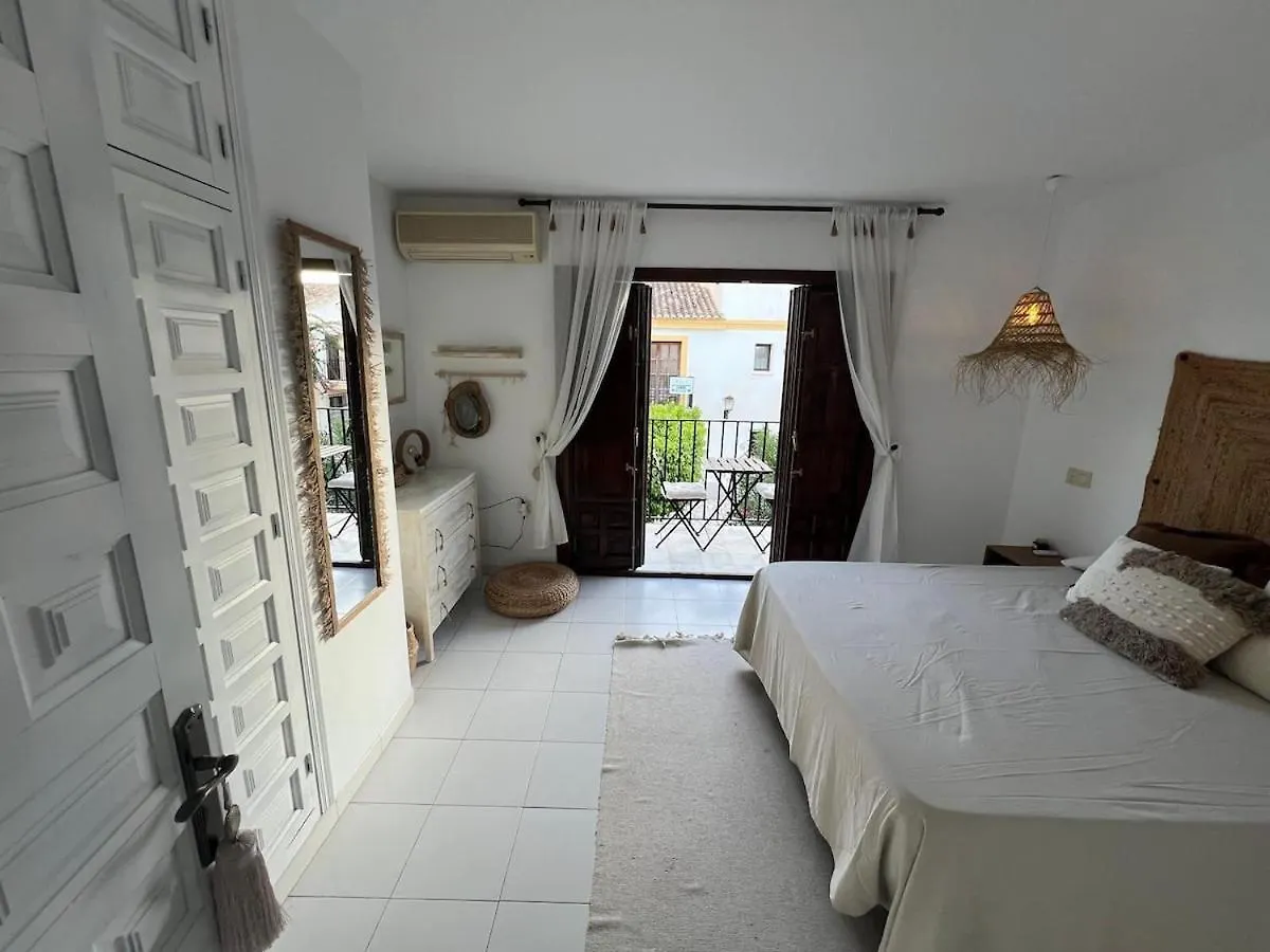 Moderno Duplex Coastal Style Apartment Playas de Vera