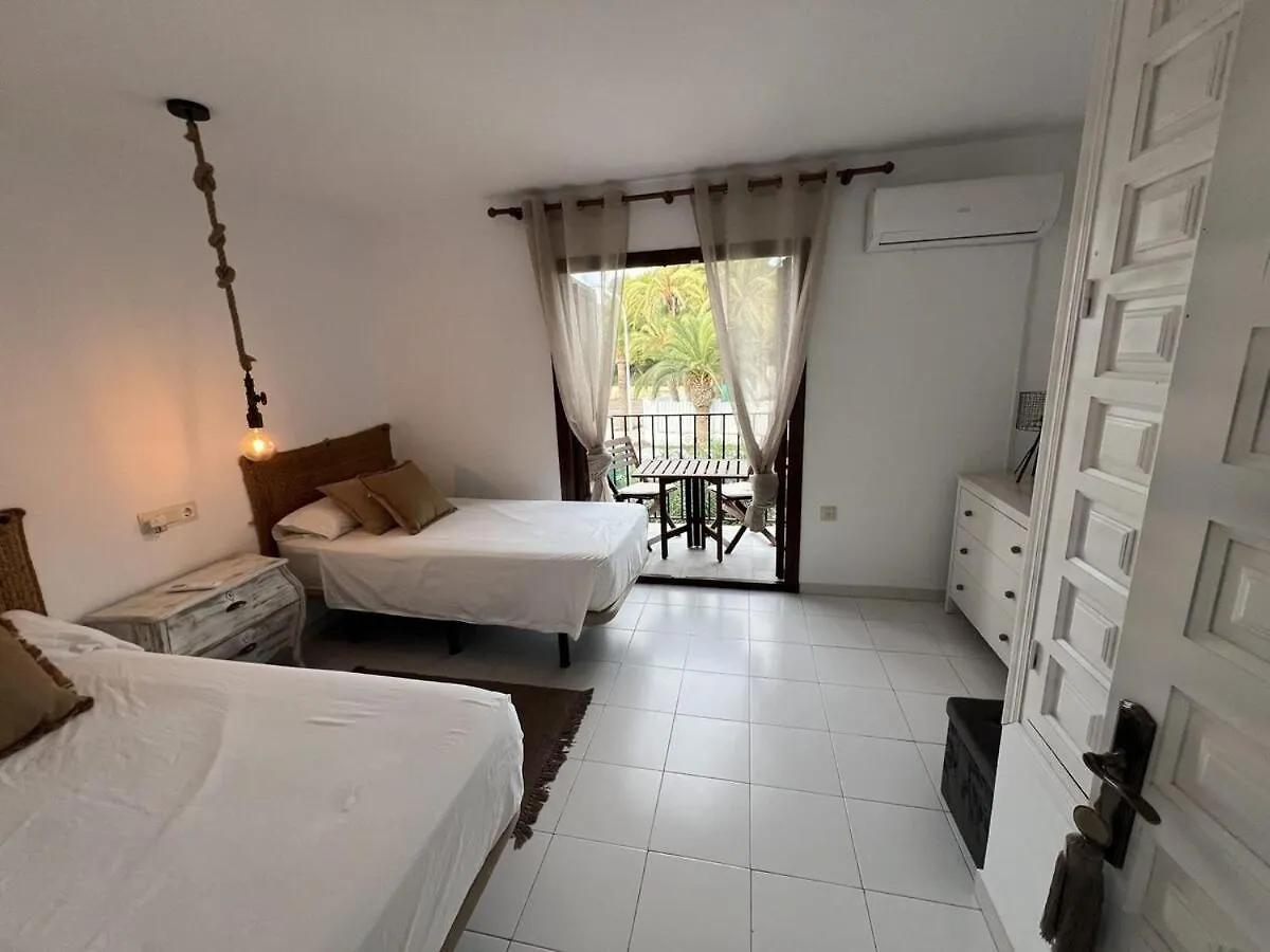 Moderno Duplex Coastal Style Apartment Playas de Vera