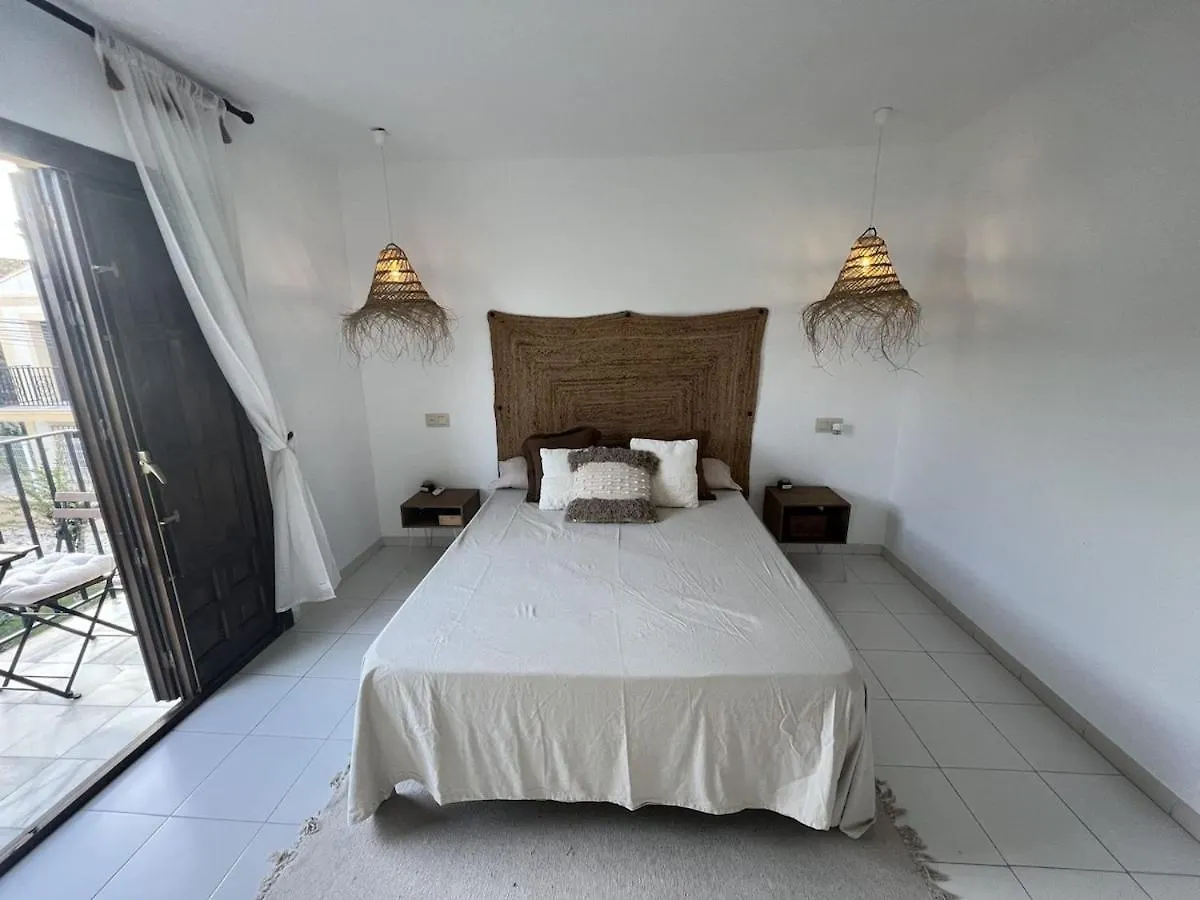 Moderno Duplex Coastal Style Apartment Playas de Vera