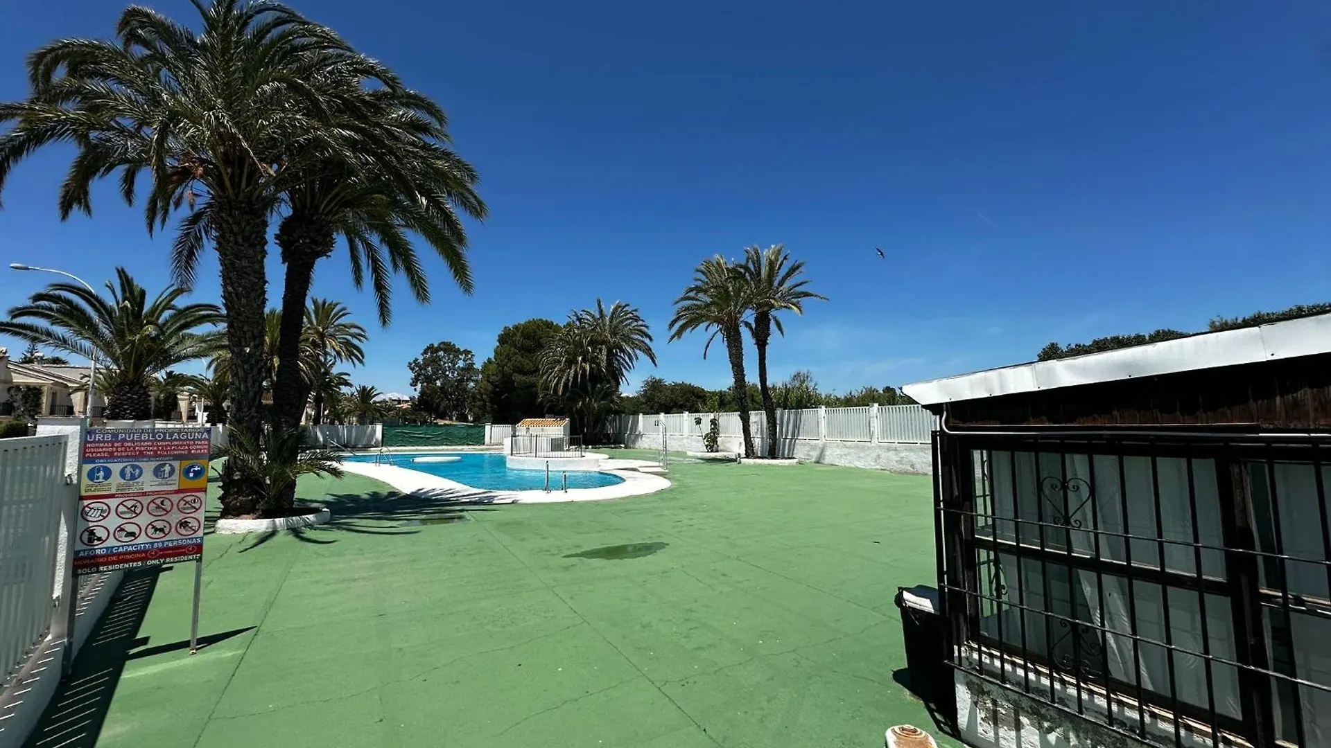 Moderno Duplex Coastal Style Apartment Playas de Vera Spain